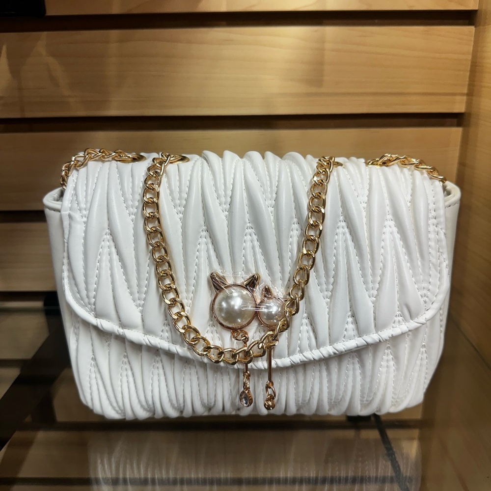 Elegant White Quilted Women's Bag